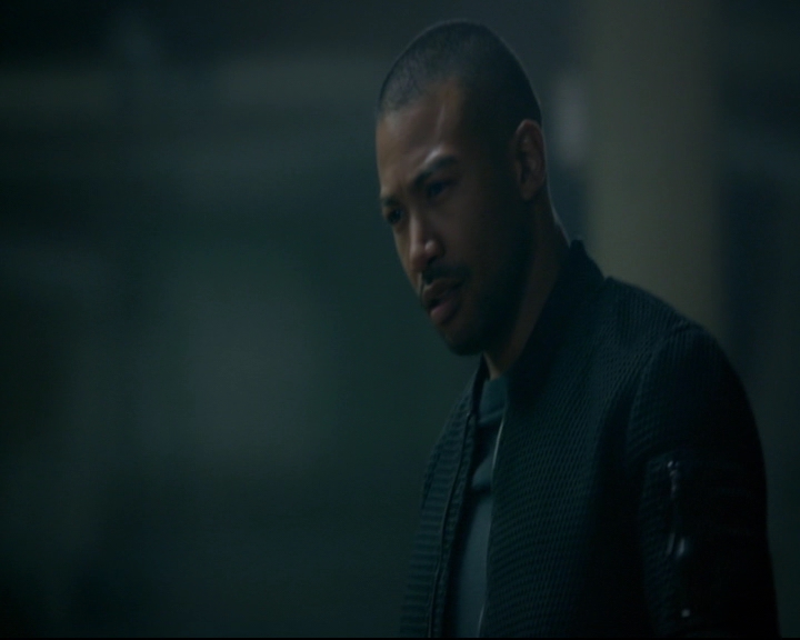 vampirediariesworld-dot-nl_TheOriginals5x10ThereInTheDisappearingLight01416.jpg