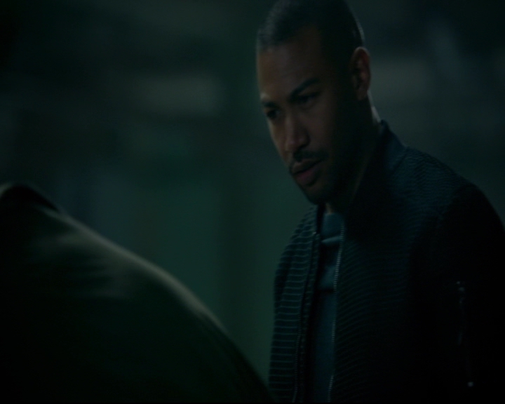vampirediariesworld-dot-nl_TheOriginals5x10ThereInTheDisappearingLight01417.jpg