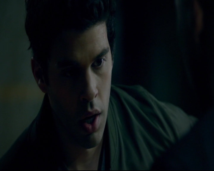 vampirediariesworld-dot-nl_TheOriginals5x10ThereInTheDisappearingLight01434.jpg