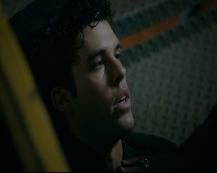 vampirediariesworld-dot-nl_TheOriginals5x10ThereInTheDisappearingLight01455.jpg