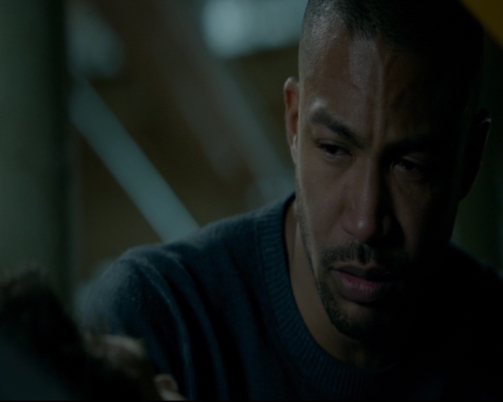 vampirediariesworld-dot-nl_TheOriginals5x10ThereInTheDisappearingLight01464.jpg