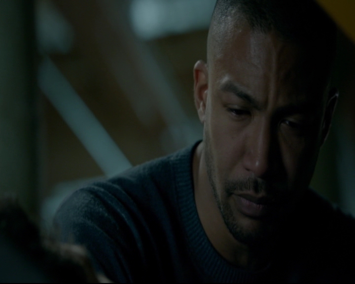 vampirediariesworld-dot-nl_TheOriginals5x10ThereInTheDisappearingLight01465.jpg