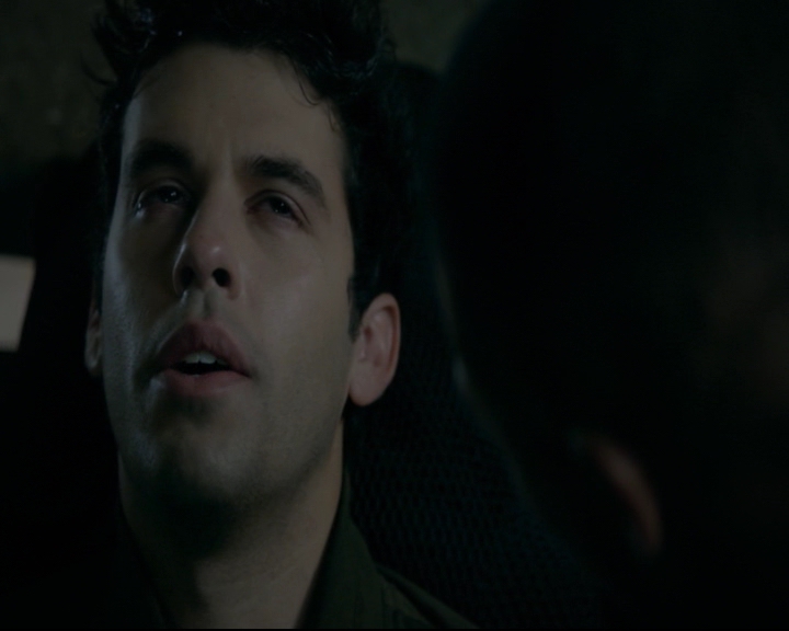 vampirediariesworld-dot-nl_TheOriginals5x10ThereInTheDisappearingLight01473.jpg