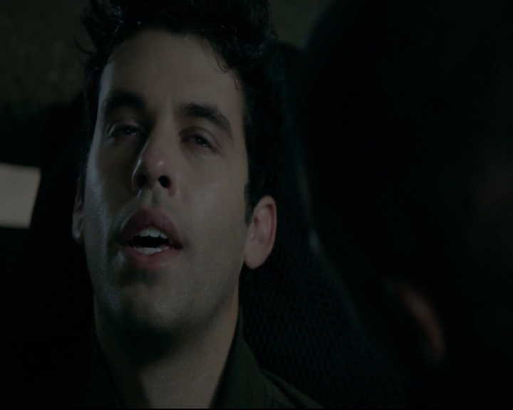 vampirediariesworld-dot-nl_TheOriginals5x10ThereInTheDisappearingLight01474.jpg