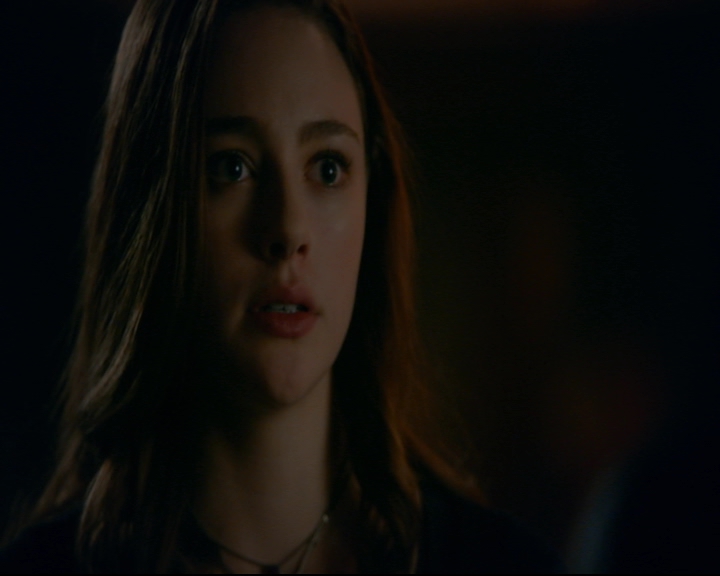 vampirediariesworld-dot-nl_TheOriginals5x10ThereInTheDisappearingLight01898.jpg