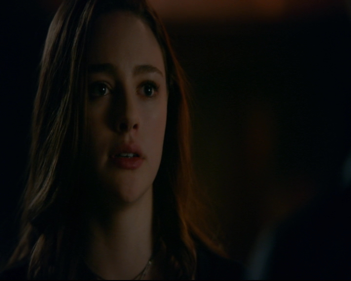 vampirediariesworld-dot-nl_TheOriginals5x10ThereInTheDisappearingLight01899.jpg