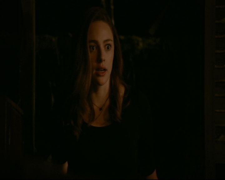 vampirediariesworld-dot-nl_TheOriginals5x10ThereInTheDisappearingLight01913.jpg