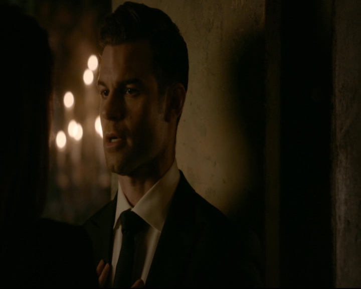 vampirediariesworld-dot-nl_TheOriginals5x10ThereInTheDisappearingLight01943.jpg