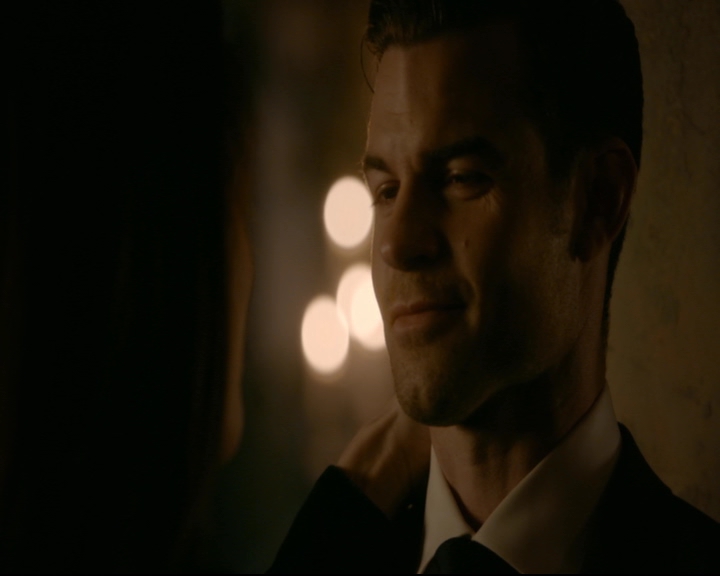 vampirediariesworld-dot-nl_TheOriginals5x10ThereInTheDisappearingLight01955.jpg