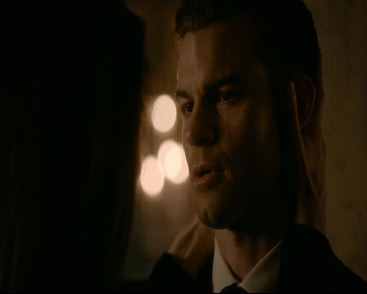 vampirediariesworld-dot-nl_TheOriginals5x10ThereInTheDisappearingLight01964.jpg