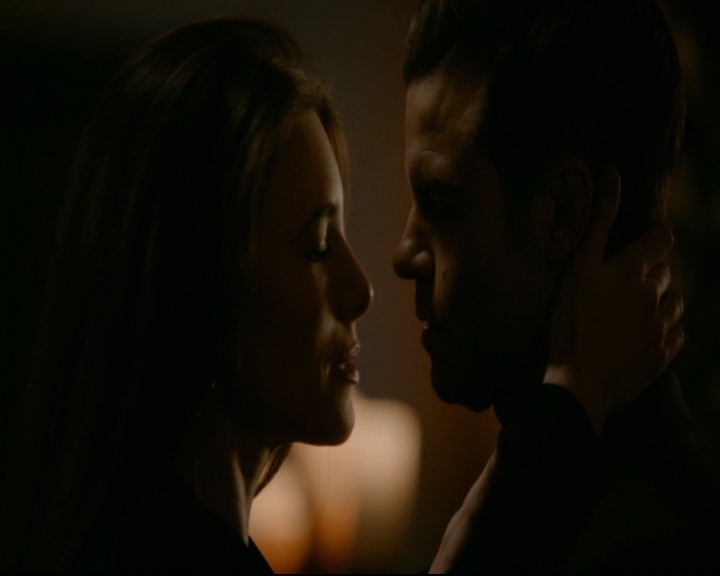 vampirediariesworld-dot-nl_TheOriginals5x10ThereInTheDisappearingLight01967.jpg