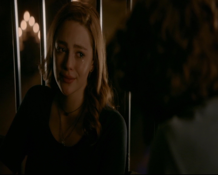 vampirediariesworld-dot-nl_TheOriginals5x10ThereInTheDisappearingLight02227.jpg