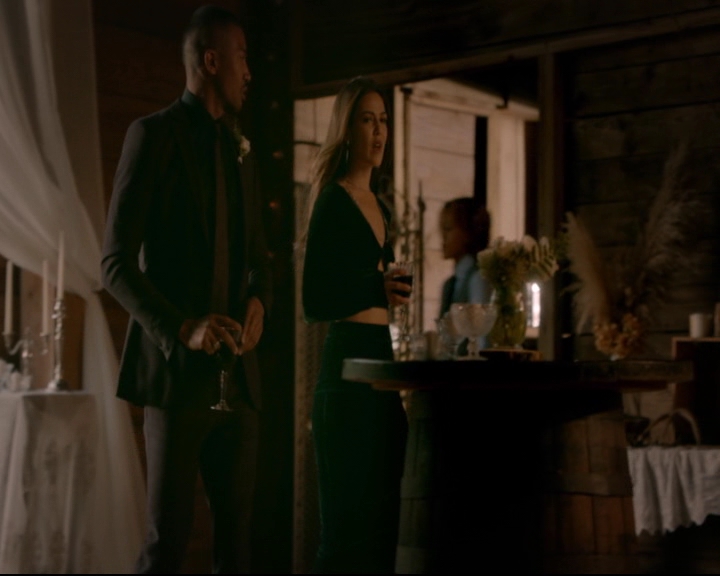 vampirediariesworld-dot-nl_TheOriginals5x11TilTheDayIDie01721.jpg