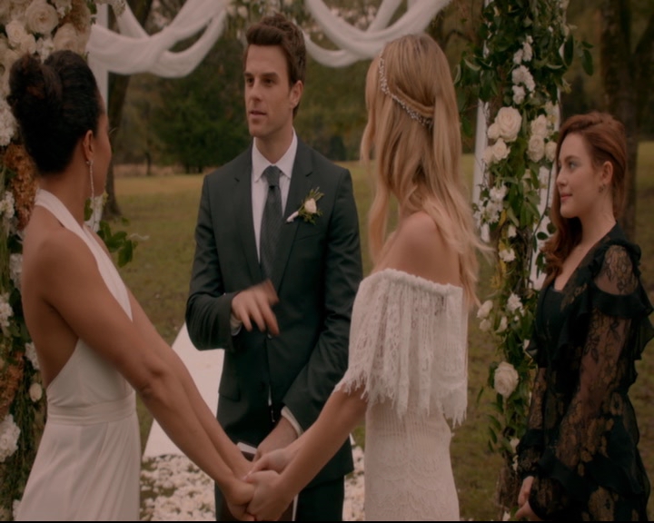 vampirediariesworld-dot-nl_TheOriginals5x11TilTheDayIDie02004.jpg vampirediariesworld-dot-nl_TheOriginals5x11TilTheDayIDie02004.jpg