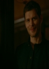 vampirediariesworld-dot-nl_TheOriginals5x12TheTaleOfTwoWolves00183.jpg