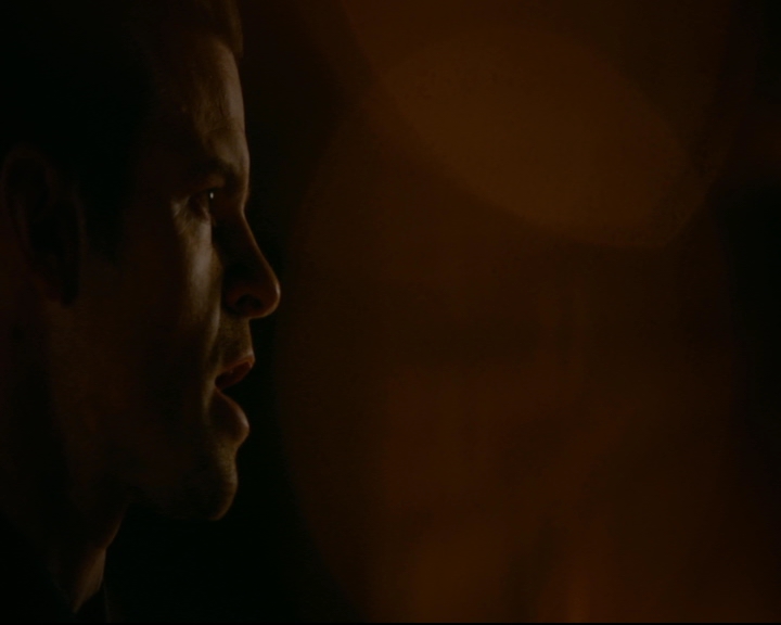 vampirediariesworld-dot-nl_TheOriginals5x12TheTaleOfTwoWolves00038.jpg