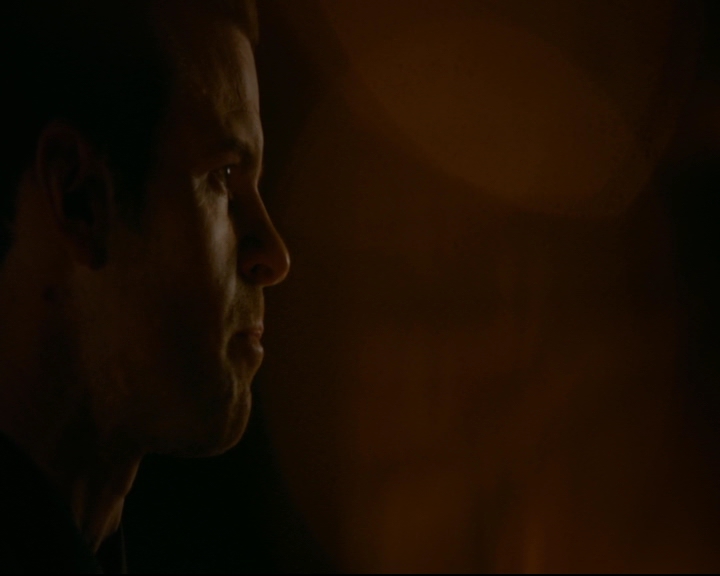 vampirediariesworld-dot-nl_TheOriginals5x12TheTaleOfTwoWolves00039.jpg