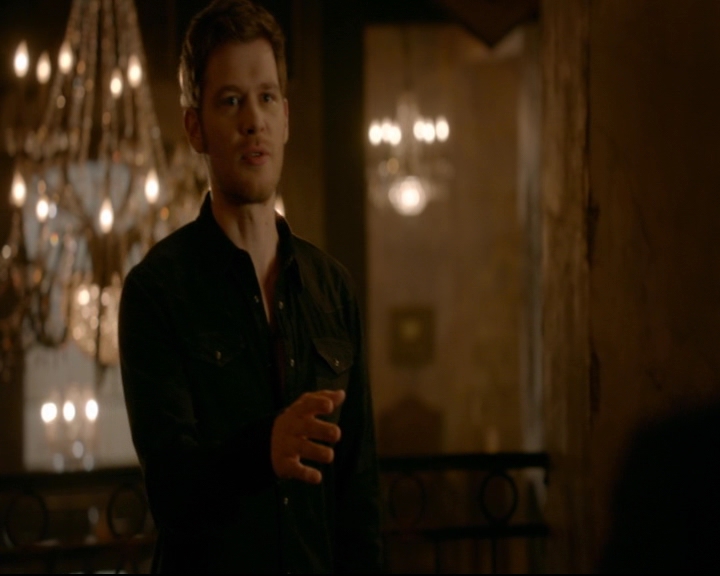 vampirediariesworld-dot-nl_TheOriginals5x12TheTaleOfTwoWolves00094.jpg