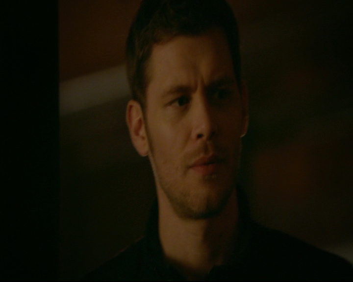 vampirediariesworld-dot-nl_TheOriginals5x12TheTaleOfTwoWolves00187.jpg