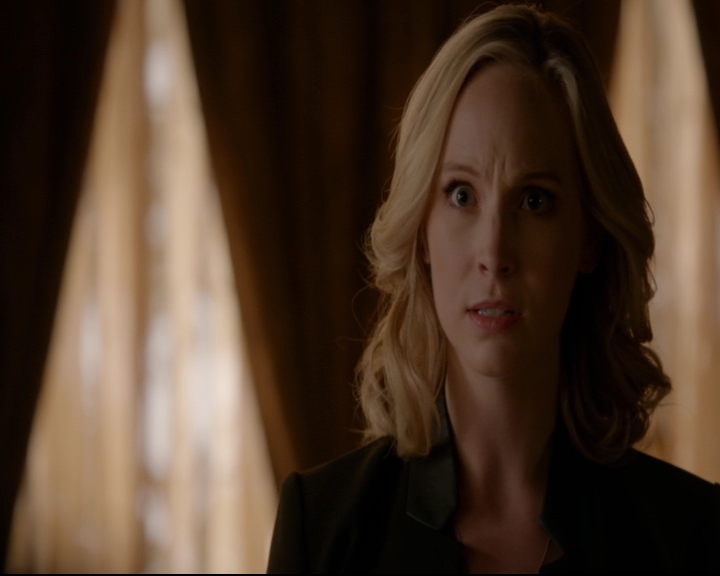 vampirediariesworld-dot-nl_TheOriginals5x12TheTaleOfTwoWolves00214.jpg