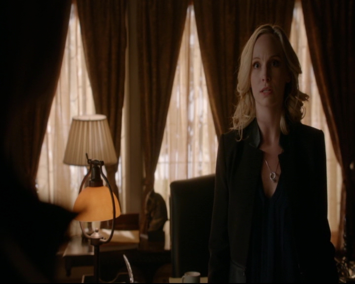 vampirediariesworld-dot-nl_TheOriginals5x12TheTaleOfTwoWolves00220.jpg