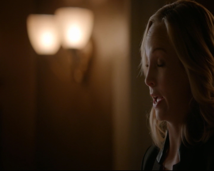 vampirediariesworld-dot-nl_TheOriginals5x12TheTaleOfTwoWolves00324.jpg