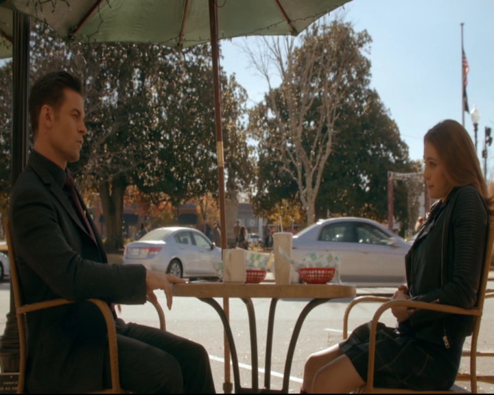 vampirediariesworld-dot-nl_TheOriginals5x12TheTaleOfTwoWolves00408.jpg