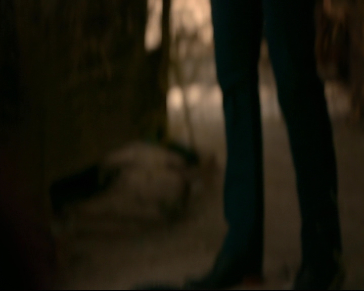 vampirediariesworld-dot-nl_TheOriginals5x12TheTaleOfTwoWolves00646.jpg