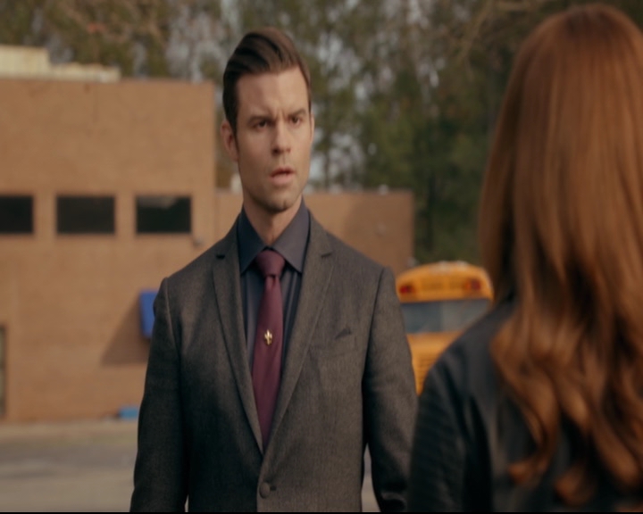 vampirediariesworld-dot-nl_TheOriginals5x12TheTaleOfTwoWolves01282.jpg