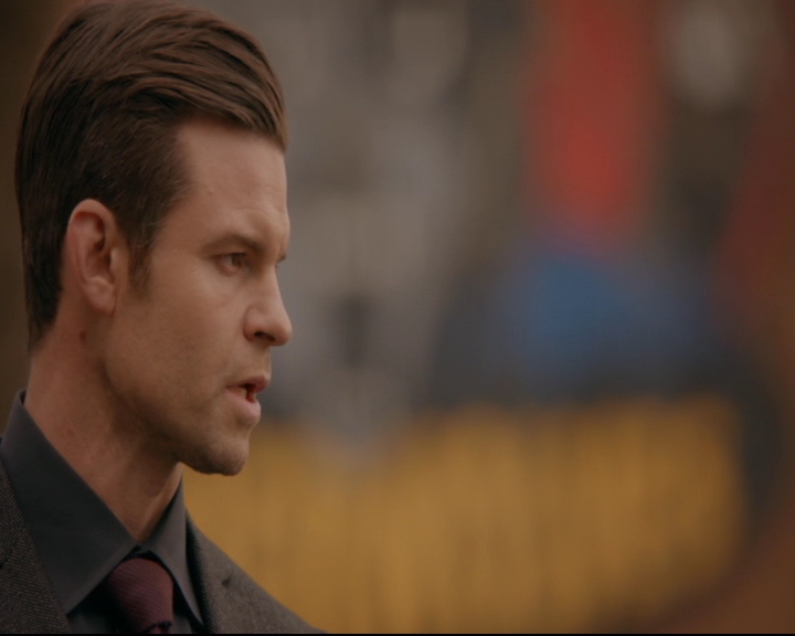 vampirediariesworld-dot-nl_TheOriginals5x12TheTaleOfTwoWolves01313.jpg