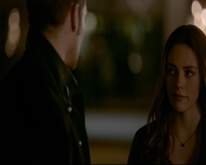 vampirediariesworld-dot-nl_TheOriginals5x12TheTaleOfTwoWolves01663.jpg
