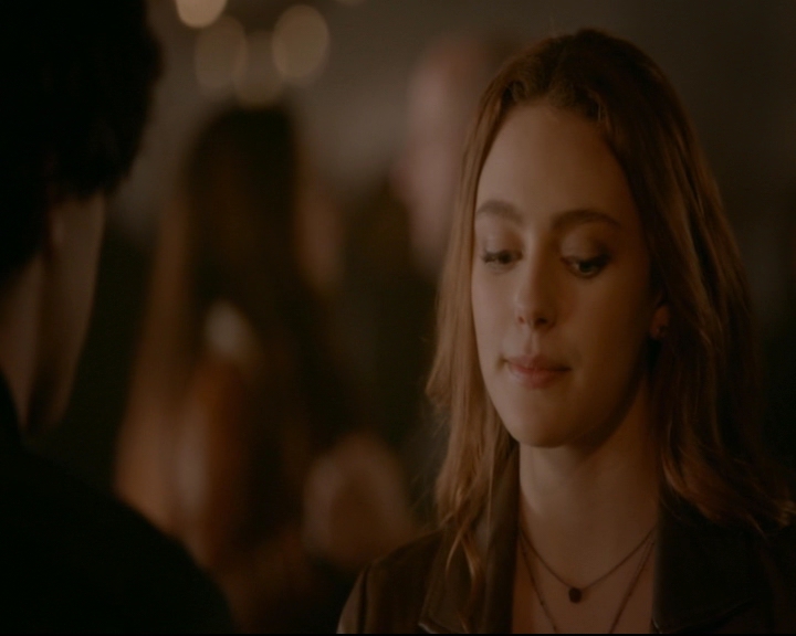 vampirediariesworld-dot-nl_TheOriginals5x12TheTaleOfTwoWolves01854.jpg