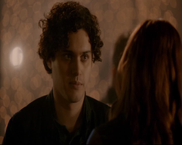 vampirediariesworld-dot-nl_TheOriginals5x12TheTaleOfTwoWolves01866.jpg