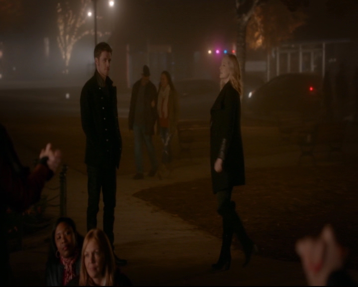 vampirediariesworld-dot-nl_TheOriginals5x12TheTaleOfTwoWolves01884.jpg