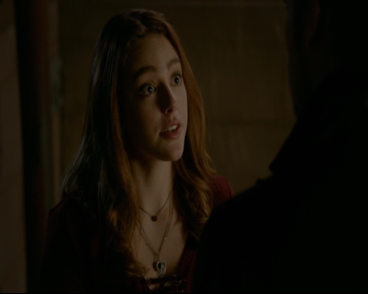 vampirediariesworld-dot-nl_TheOriginals5x12TheTaleOfTwoWolves02047.jpg