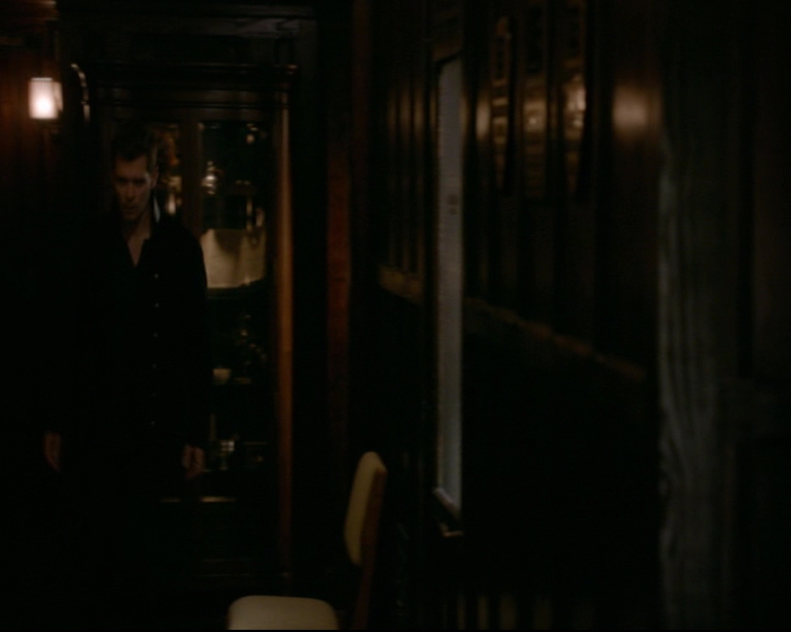 vampirediariesworld-dot-nl_TheOriginals5x12TheTaleOfTwoWolves02070.jpg