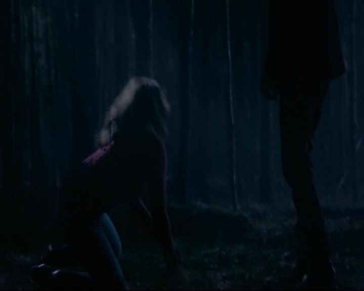 vampirediariesworld-dot-nl_TheOriginals5x12TheTaleOfTwoWolves02156.jpg