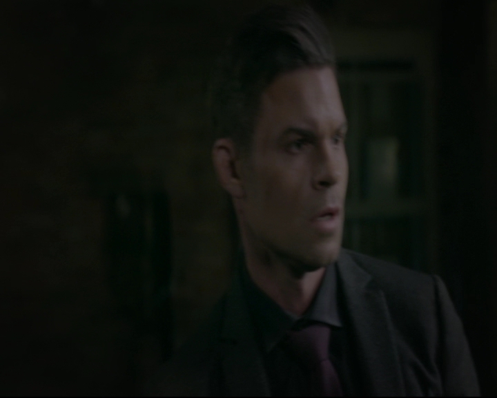 vampirediariesworld-dot-nl_TheOriginals5x12TheTaleOfTwoWolves02271.jpg