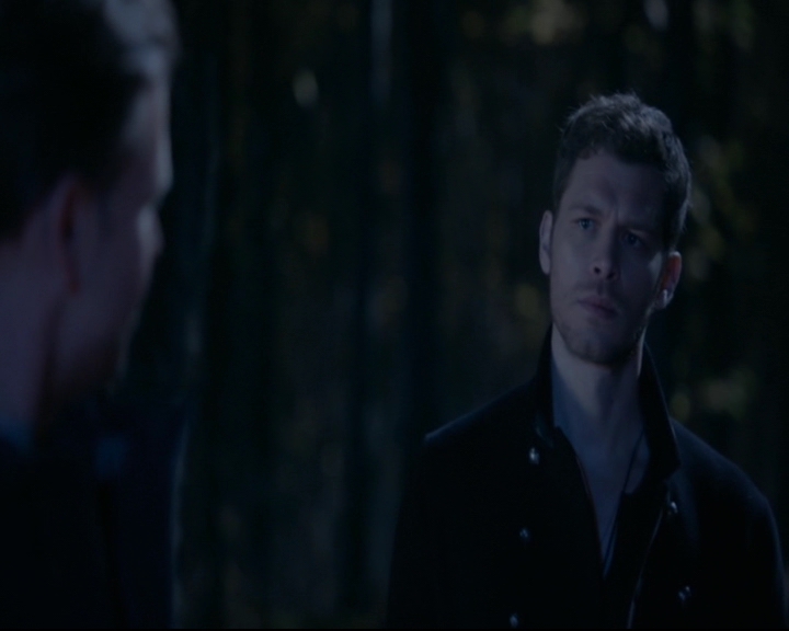 vampirediariesworld-dot-nl_TheOriginals5x12TheTaleOfTwoWolves02307.jpg