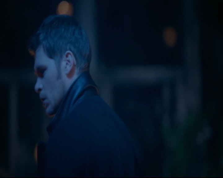 vampirediariesworld-dot-nl_TheOriginals5x12TheTaleOfTwoWolves02324.jpg