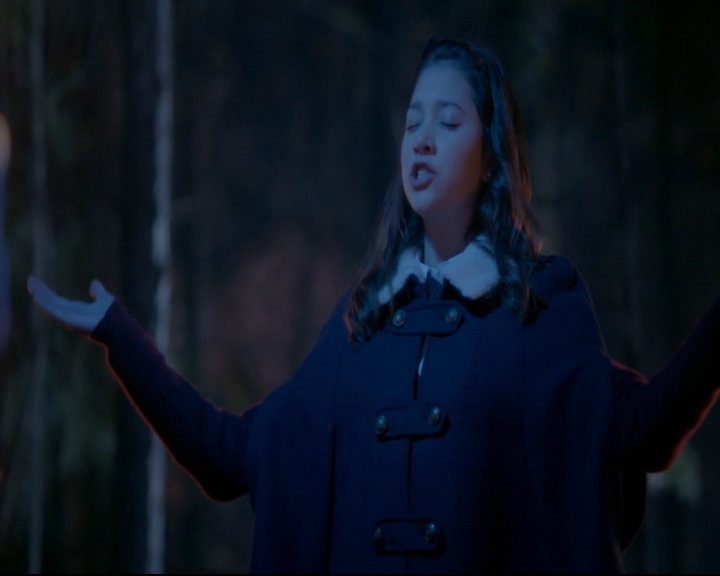 vampirediariesworld-dot-nl_TheOriginals5x12TheTaleOfTwoWolves02326.jpg