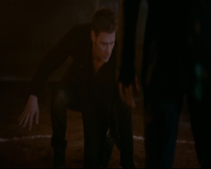 vampirediariesworld-dot-nl_TheOriginals5x12TheTaleOfTwoWolves02347.jpg