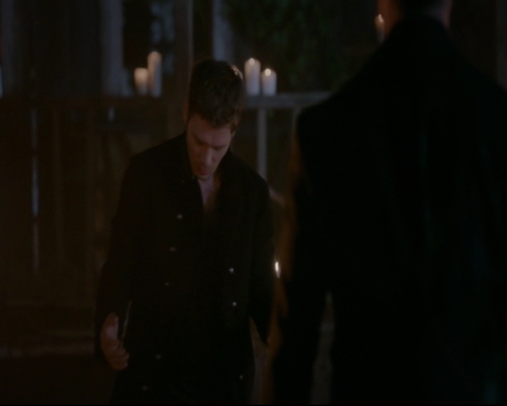 vampirediariesworld-dot-nl_TheOriginals5x12TheTaleOfTwoWolves02349.jpg