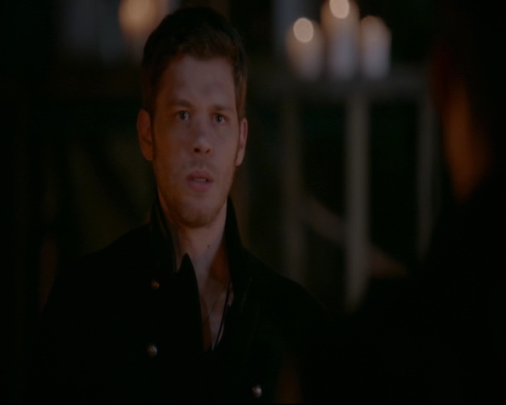 vampirediariesworld-dot-nl_TheOriginals5x12TheTaleOfTwoWolves02354.jpg