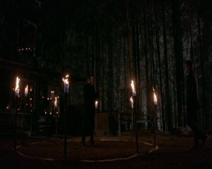 vampirediariesworld-dot-nl_TheOriginals5x13WhenTheSaintsGoMarchingIn00005.jpg