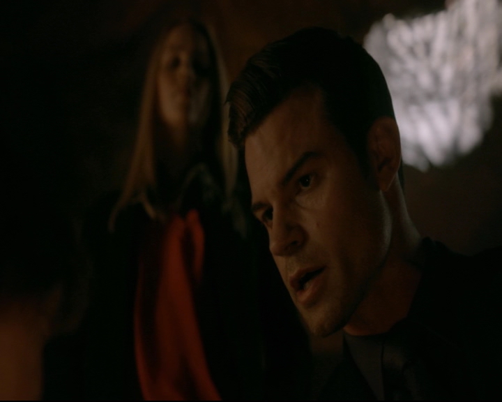 vampirediariesworld-dot-nl_TheOriginals5x13WhenTheSaintsGoMarchingIn00088.jpg