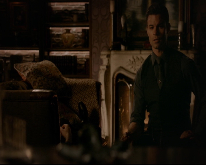 vampirediariesworld-dot-nl_TheOriginals5x13WhenTheSaintsGoMarchingIn00710.jpg