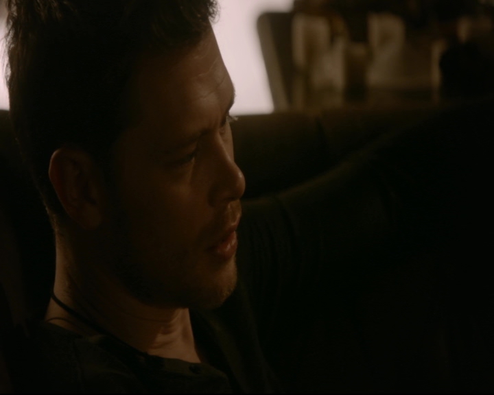 vampirediariesworld-dot-nl_TheOriginals5x13WhenTheSaintsGoMarchingIn00766.jpg