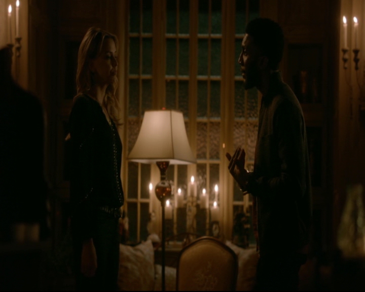vampirediariesworld-dot-nl_TheOriginals5x13WhenTheSaintsGoMarchingIn00879.jpg