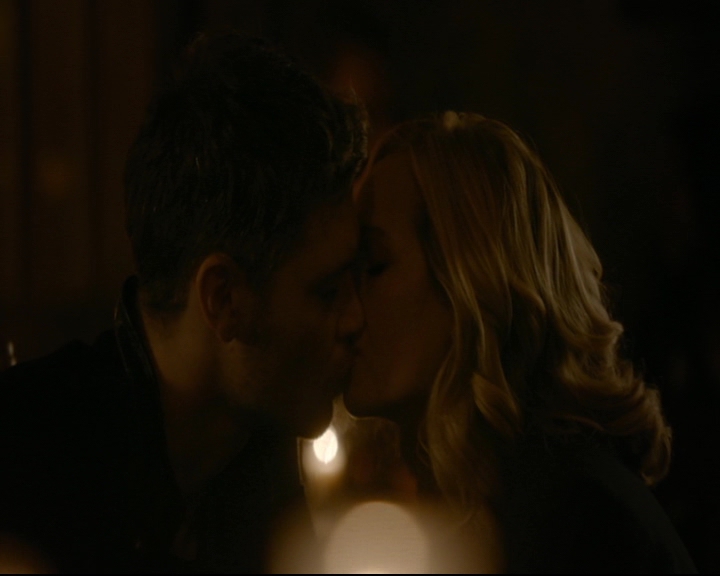 vampirediariesworld-dot-nl_TheOriginals5x13WhenTheSaintsGoMarchingIn01114.jpg